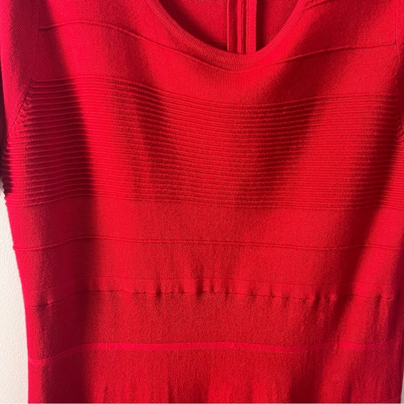 Lane Bryant 14/16 Red Ribbed Fit & Flare Sweater Dress Short Sleeve Scoop Neck - Picture 4 of 8